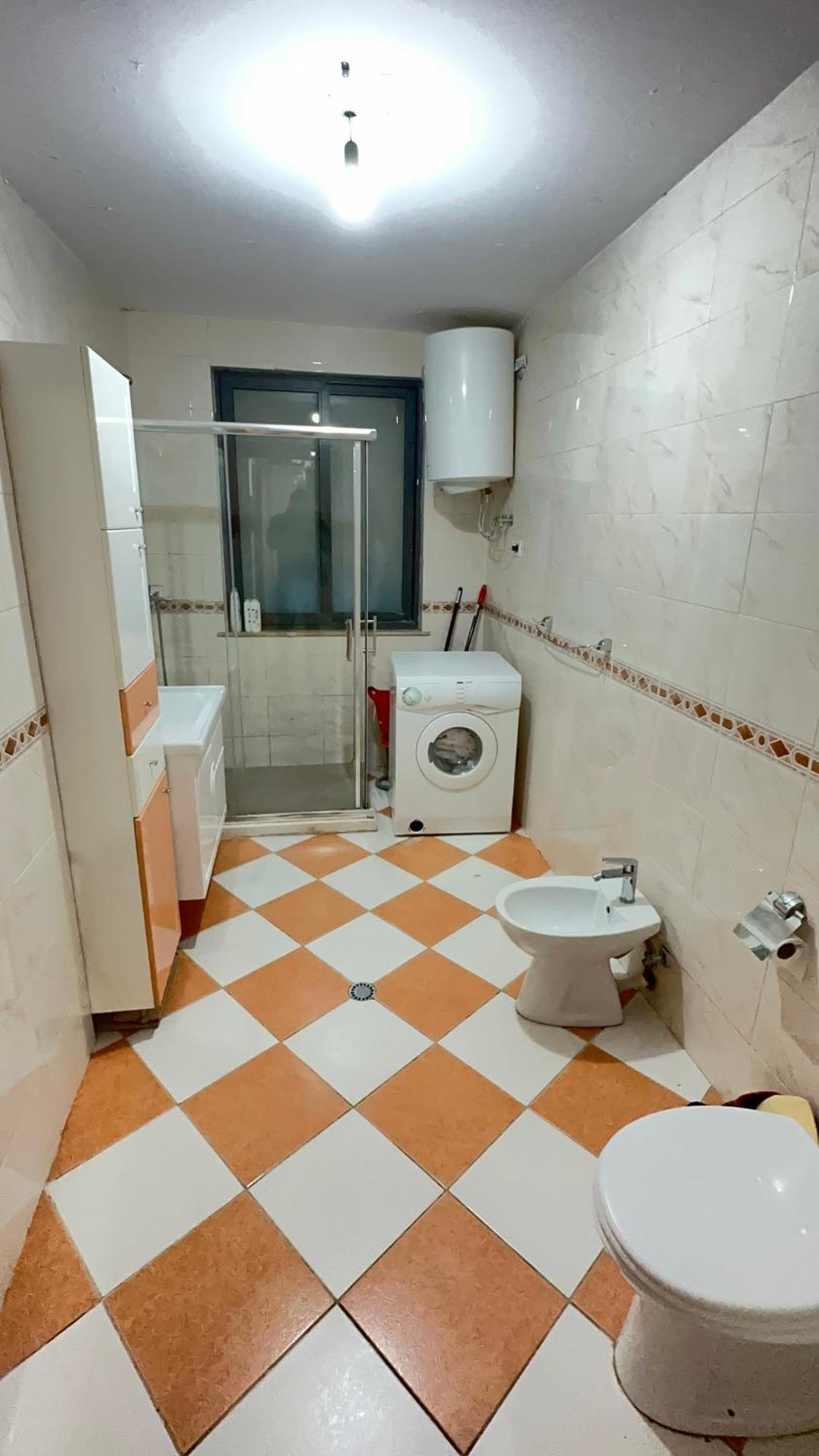 Square Inn Тирана Екстер'єр фото