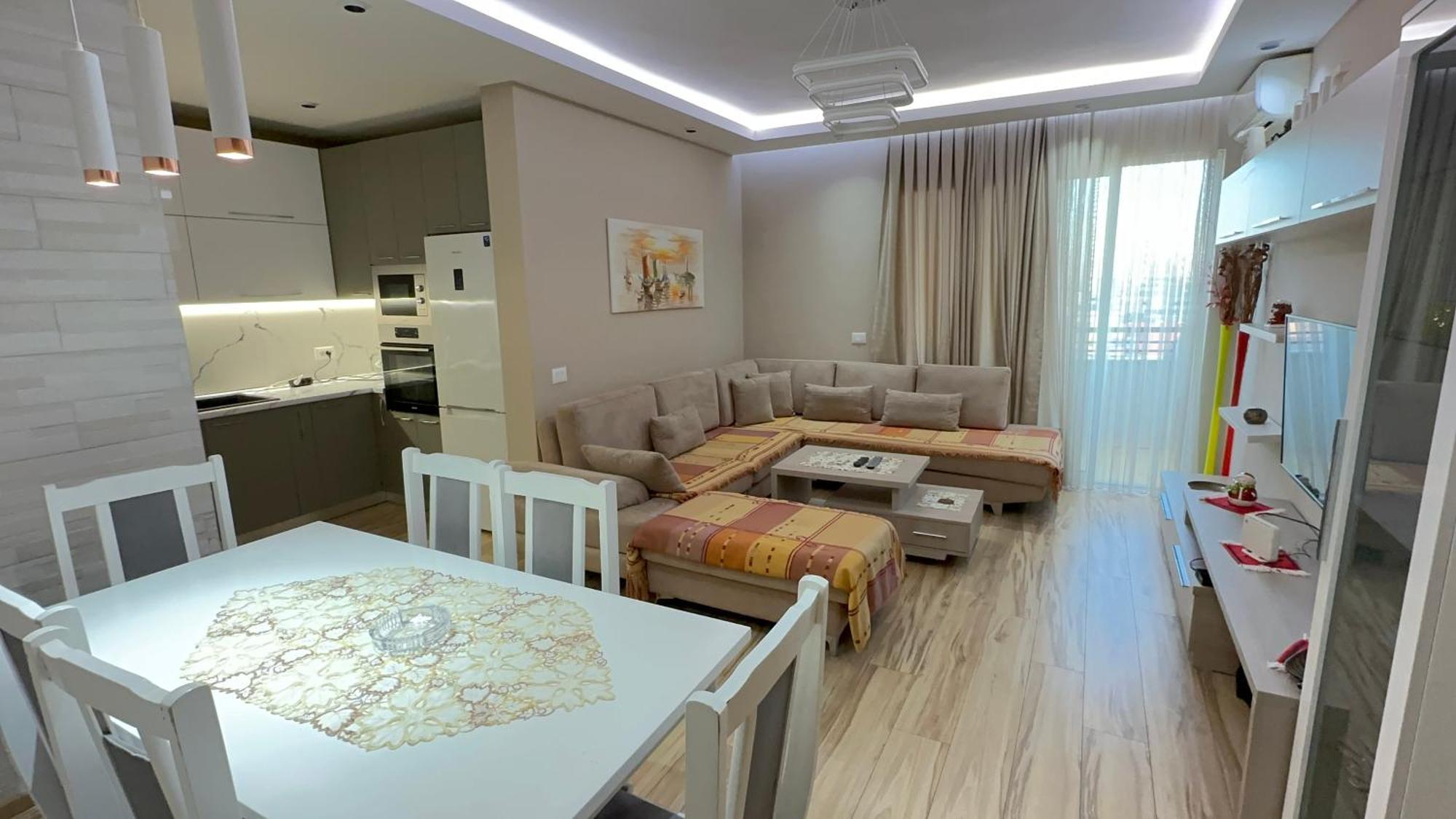 Square Inn Тирана Екстер'єр фото