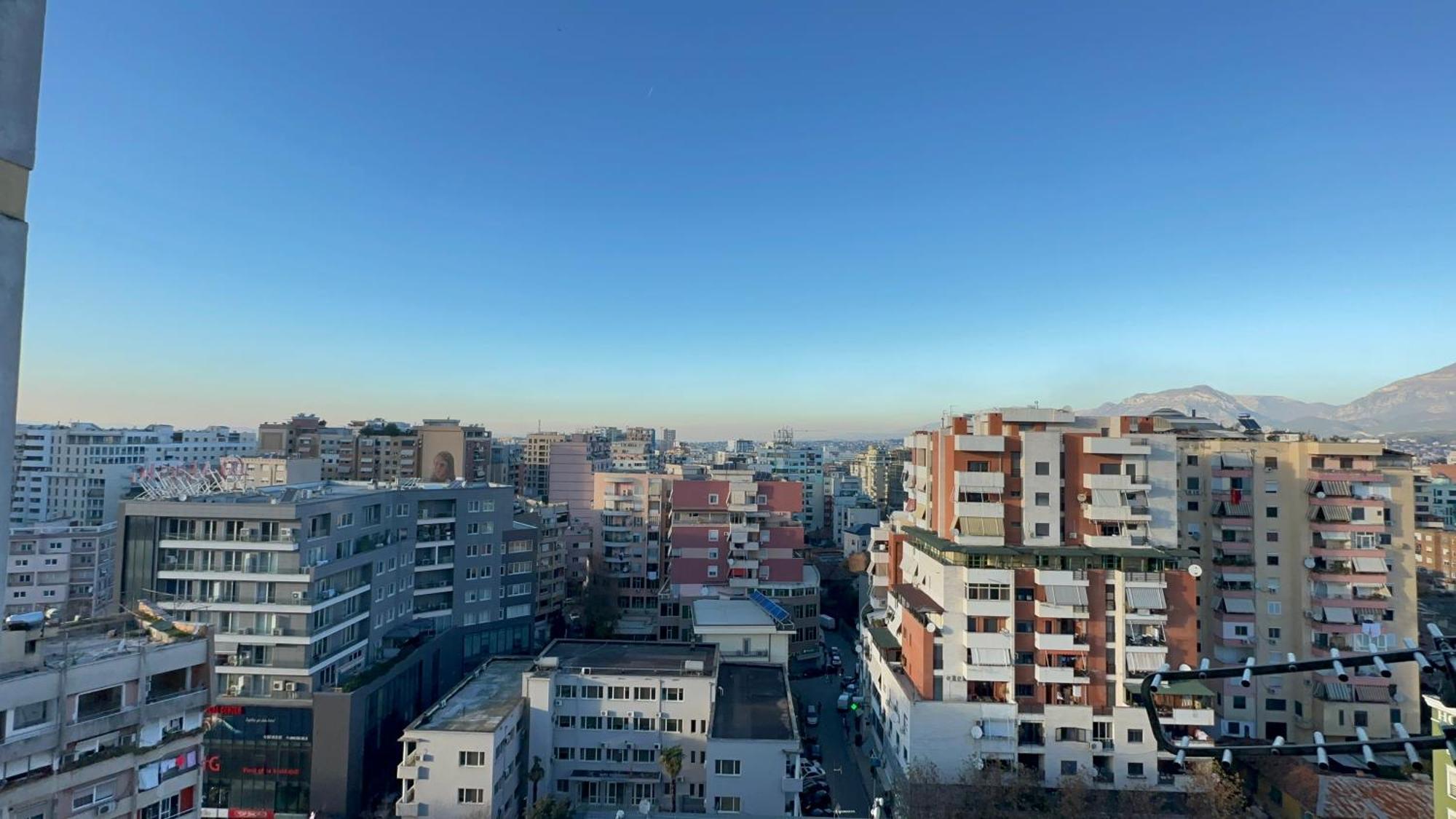Square Inn Тирана Екстер'єр фото